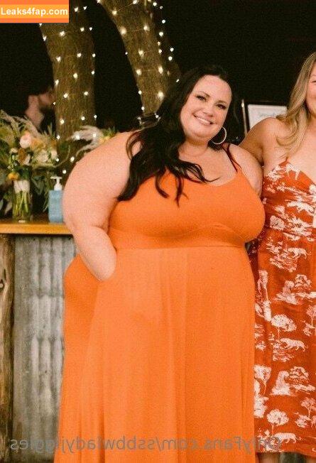ssbbwladyjiggles /  leaked photo photo #0244