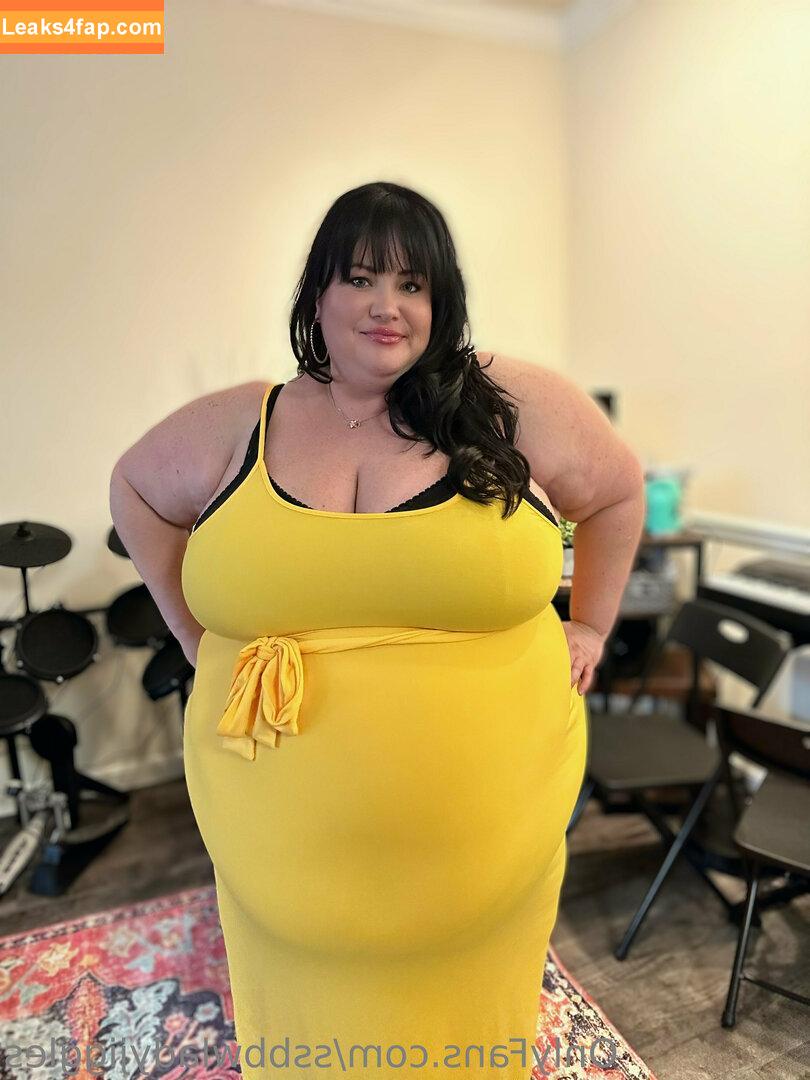 ssbbwladyjiggles /  leaked photo photo #0261