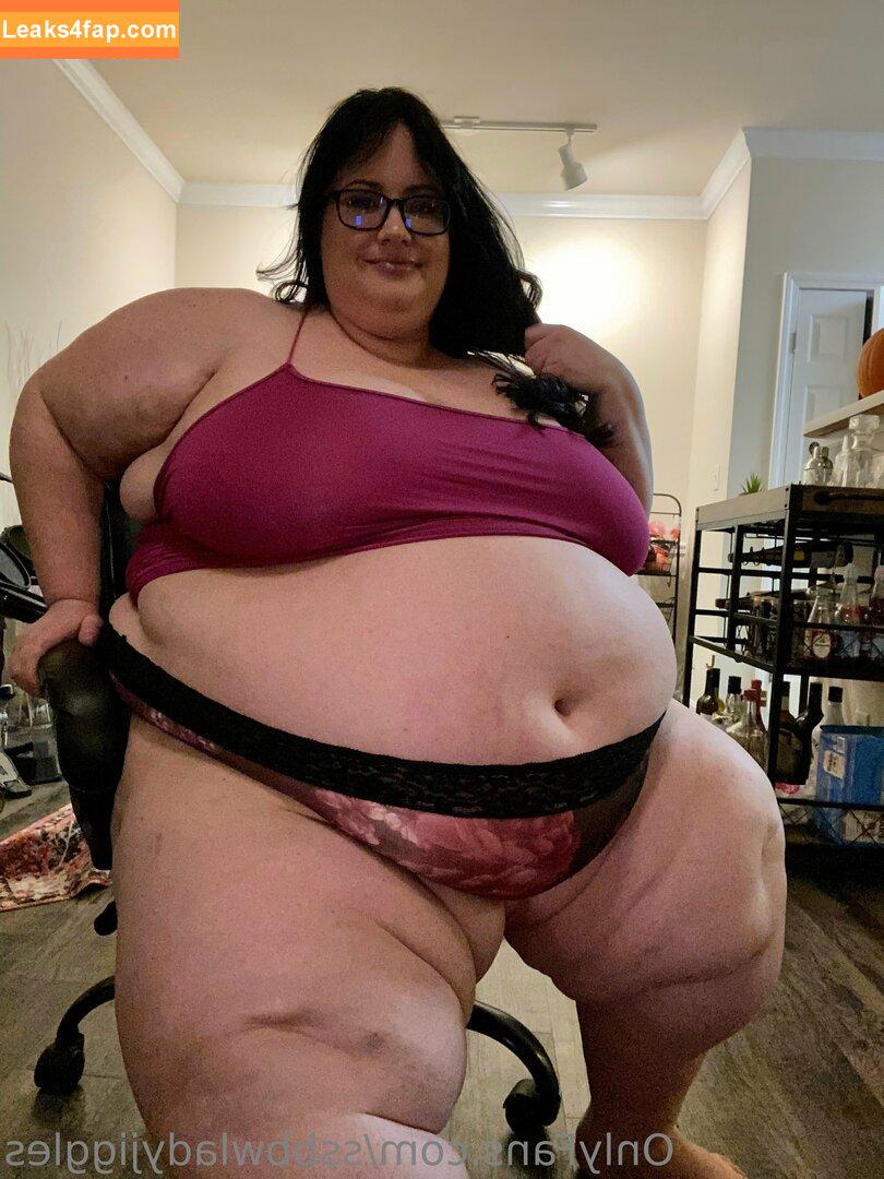 ssbbwladyjiggles /  leaked photo photo #0265