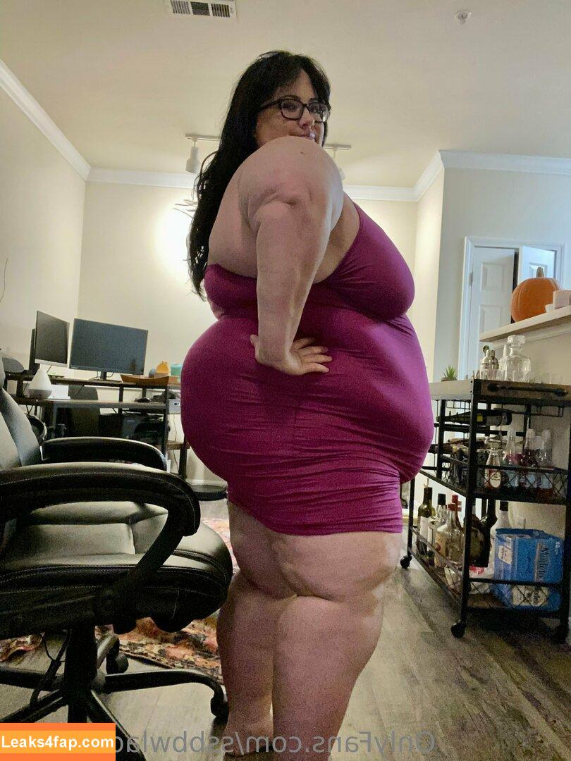 ssbbwladyjiggles /  leaked photo photo #0271
