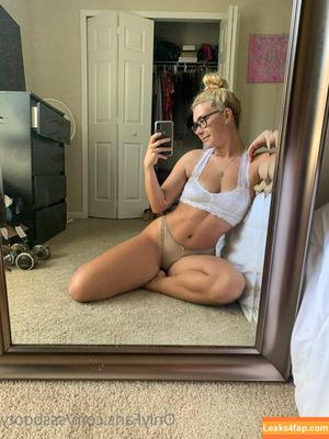 sssbooty photo #0002