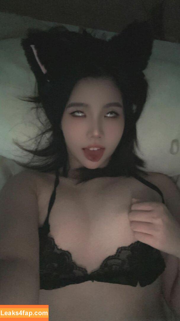 _ssssssssssss9_ /  leaked photo photo #0002