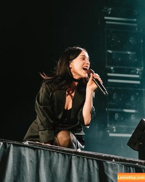 St Vincent photo #0175