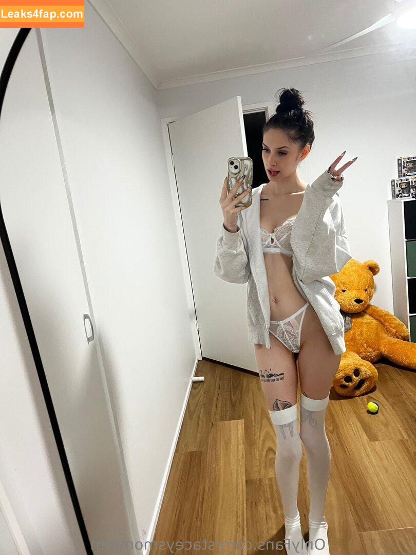 staceysmommm / stacys.mommm leaked photo photo #0008