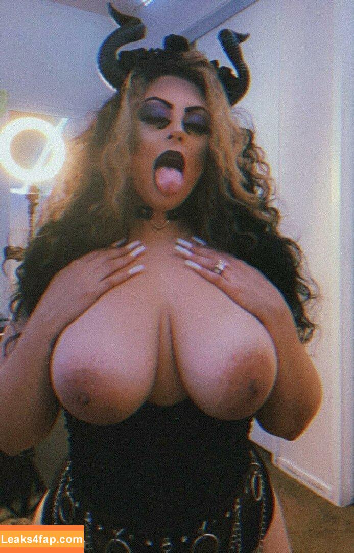 stargoddess_xo / StarGoddessXO / stargoddess_x0 leaked photo photo #0037