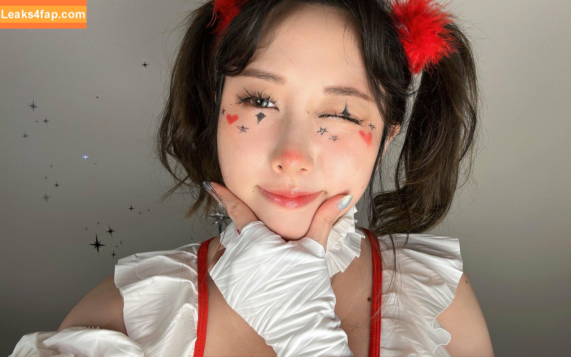 Starsmitten / celine / starsmitten_ leaked photo photo #0311