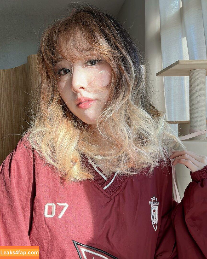 Starsmitten / celine / starsmitten_ leaked photo photo #0352