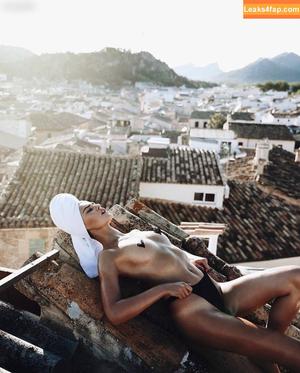 Stefanie Giesinger photo #0025