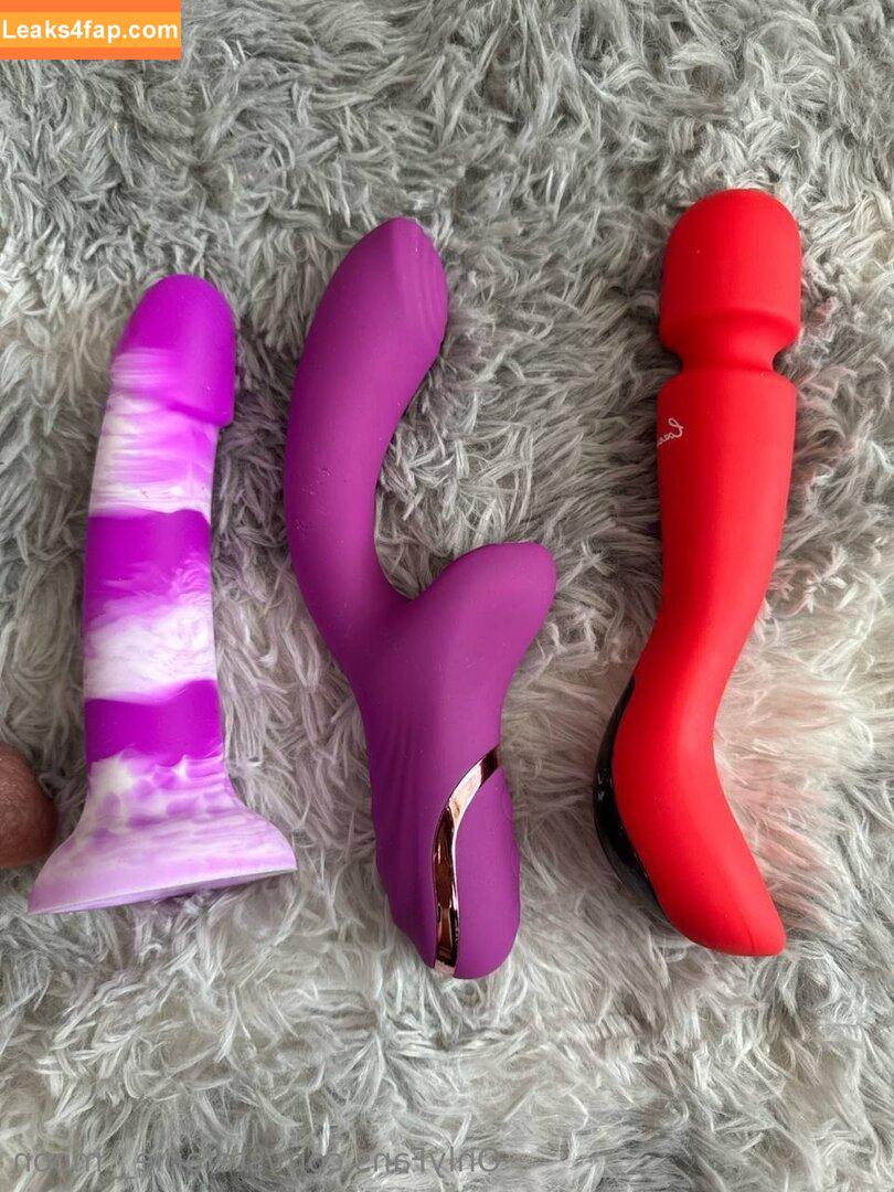 Stefanie Moon / stefanie.moon69 / stefanie__moon leaked photo photo #0024