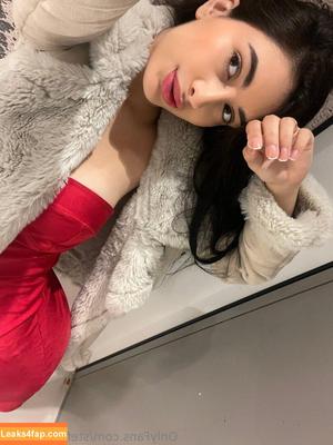 Steffany Garcia photo #0013