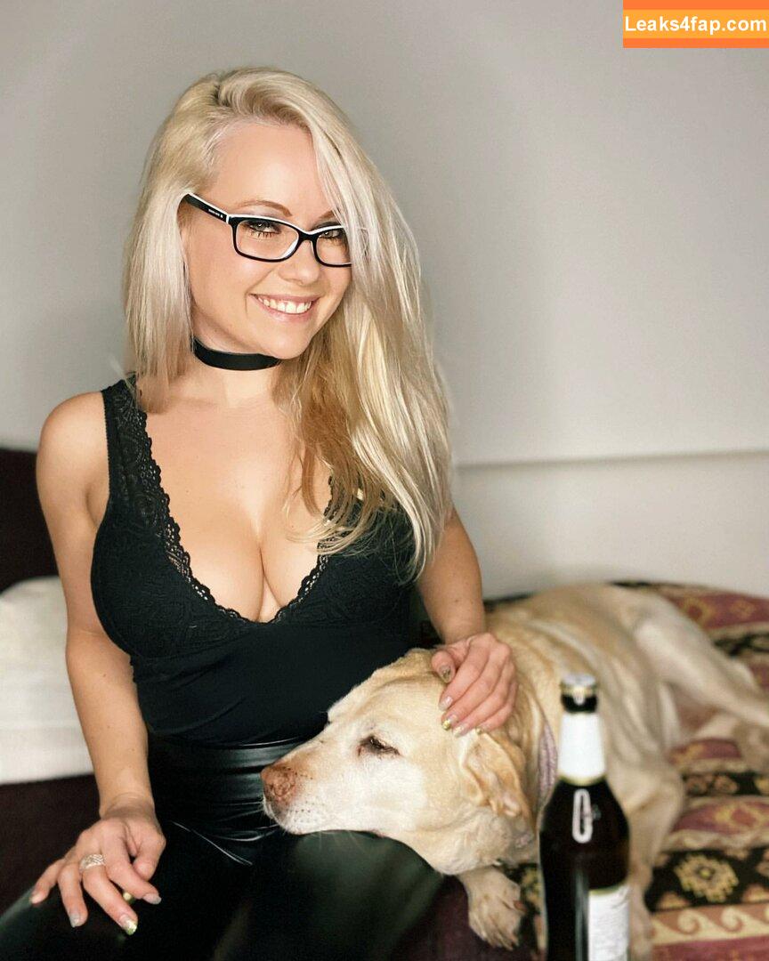 Steffi Landerer / steffymetal слитое фото фото #0071