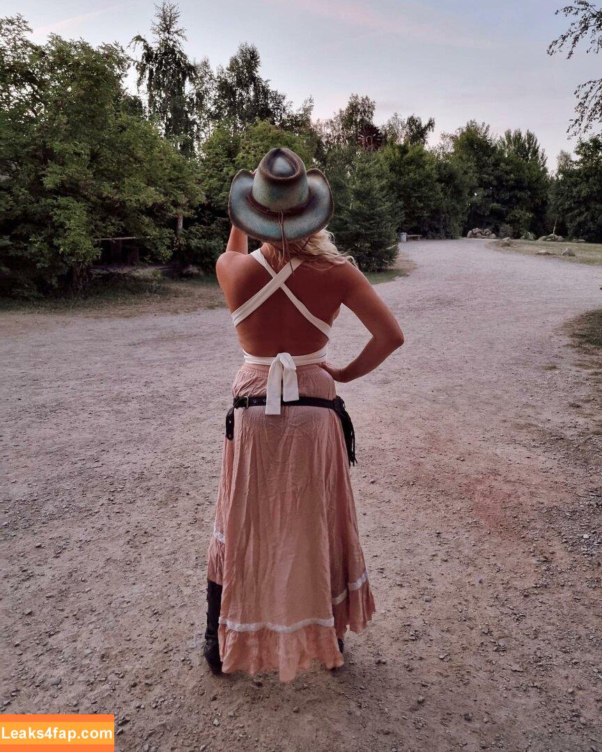 Steffi Landerer / steffymetal leaked photo photo #0157
