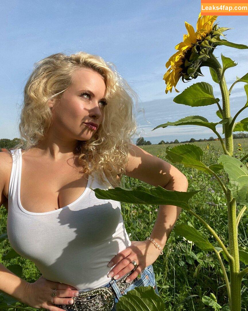 Steffi Landerer / steffymetal leaked photo photo #0364