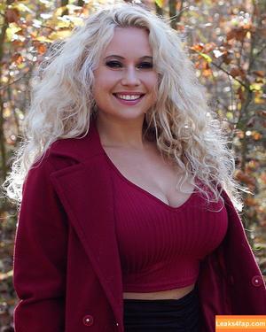 Steffi Landerer photo #0083