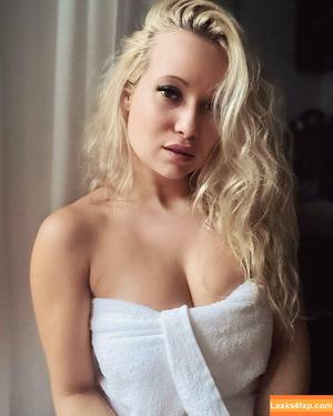 Steffi Landerer photo #0090