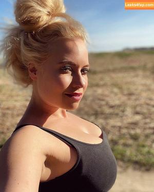 Steffi Landerer photo #0210