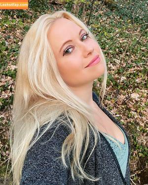 Steffi Landerer photo #0236