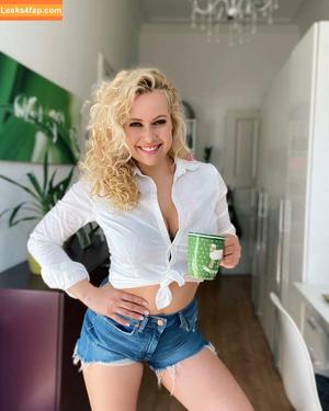 Steffi Landerer photo #0265