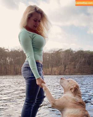 Steffi Landerer photo #0297