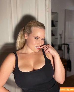 Steffi Landerer photo #0398