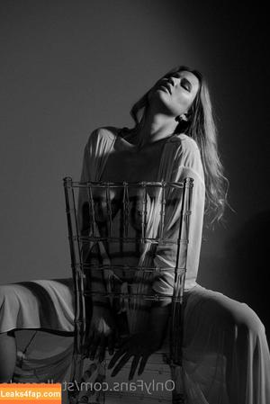 Stella Cardo photo #0001