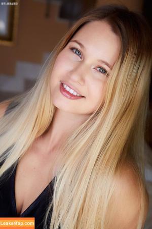 Stella Cardo photo #0465