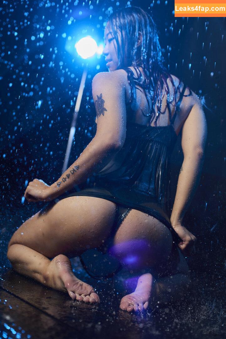 Stella Chung / ParallaxStella / therealparallaxstella leaked photo photo #0009