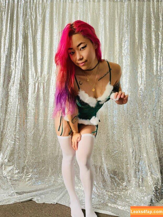 Stella Chung / ParallaxStella / therealparallaxstella leaked photo photo #0024