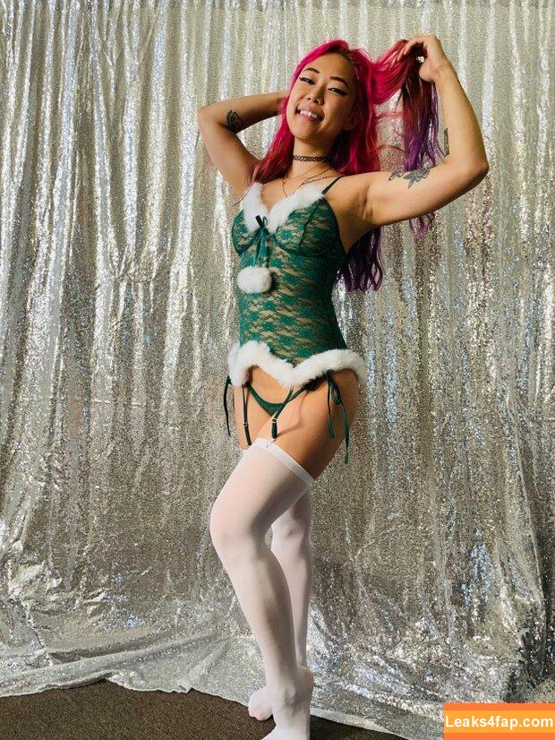 Stella Chung / ParallaxStella / therealparallaxstella leaked photo photo #0047