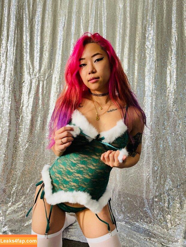 Stella Chung / ParallaxStella / therealparallaxstella leaked photo photo #0053
