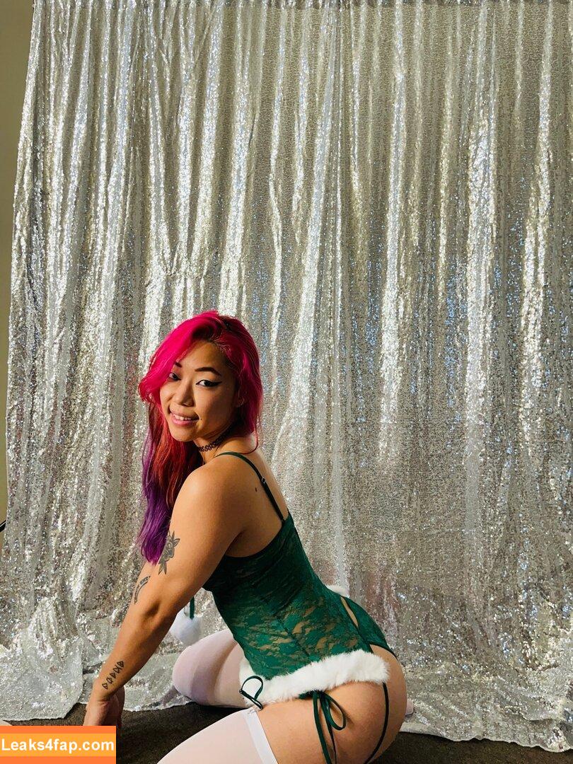Stella Chung / ParallaxStella / therealparallaxstella leaked photo photo #0054