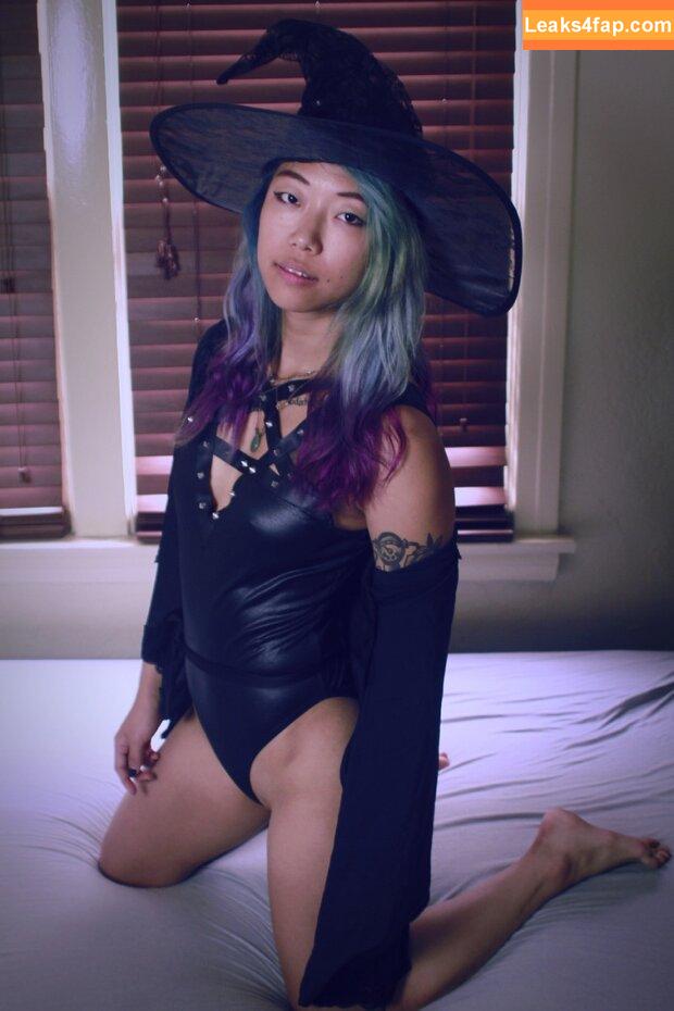 Stella Chung / ParallaxStella / therealparallaxstella leaked photo photo #0086