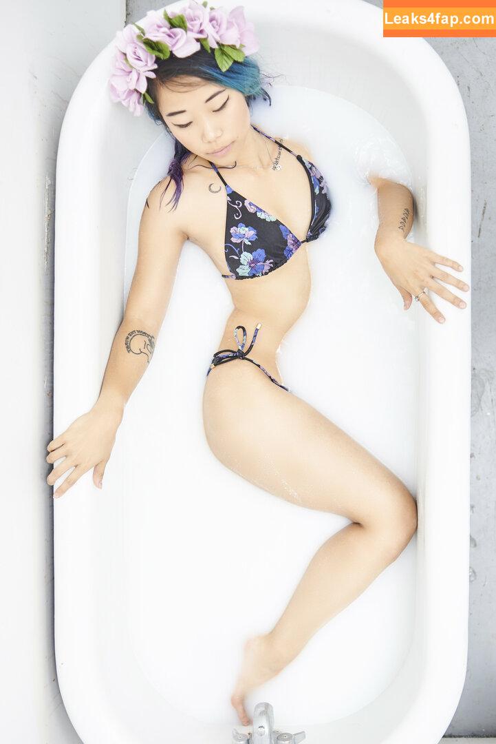 Stella Chung / ParallaxStella / therealparallaxstella leaked photo photo #0156
