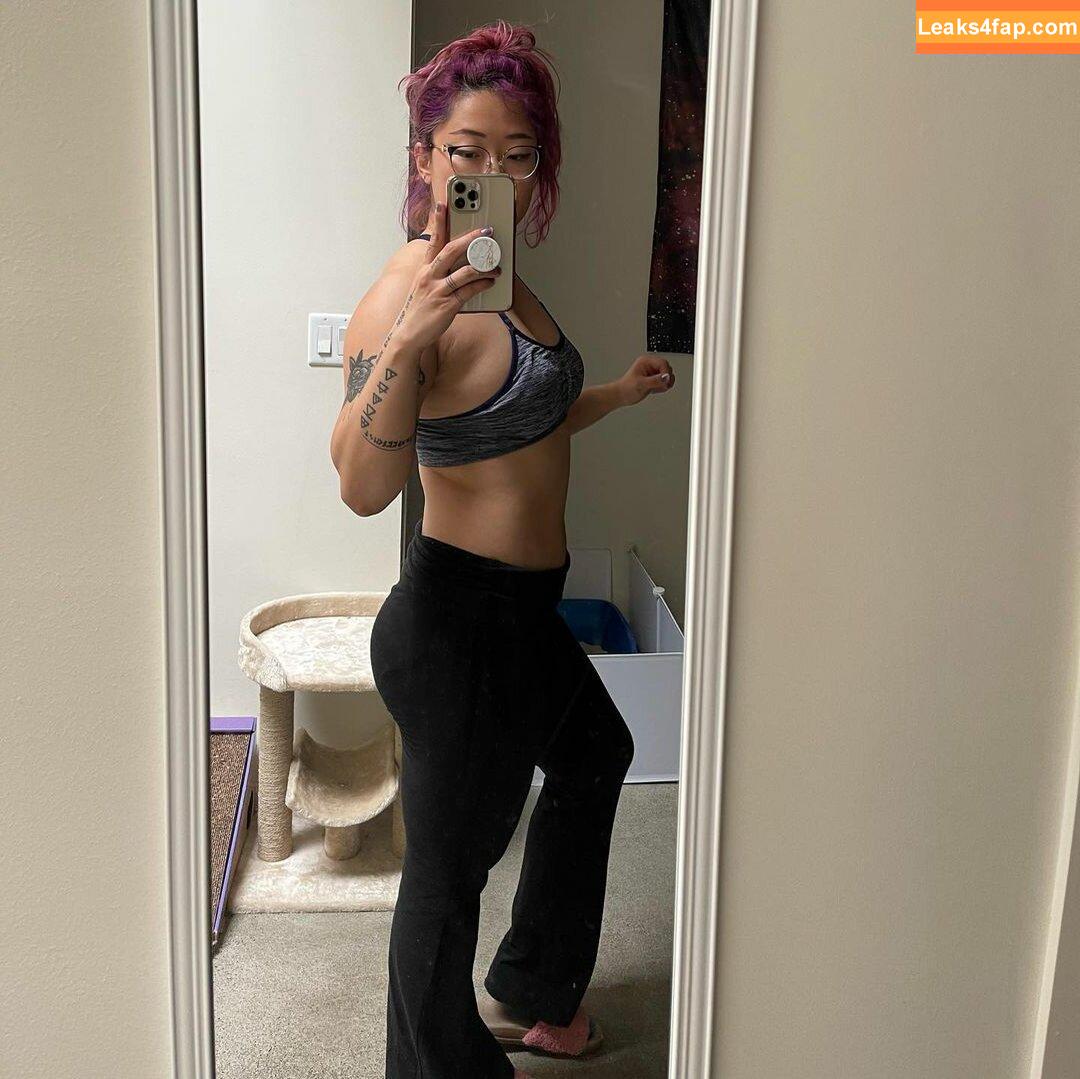 Stella Chung / ParallaxStella / therealparallaxstella leaked photo photo #0252