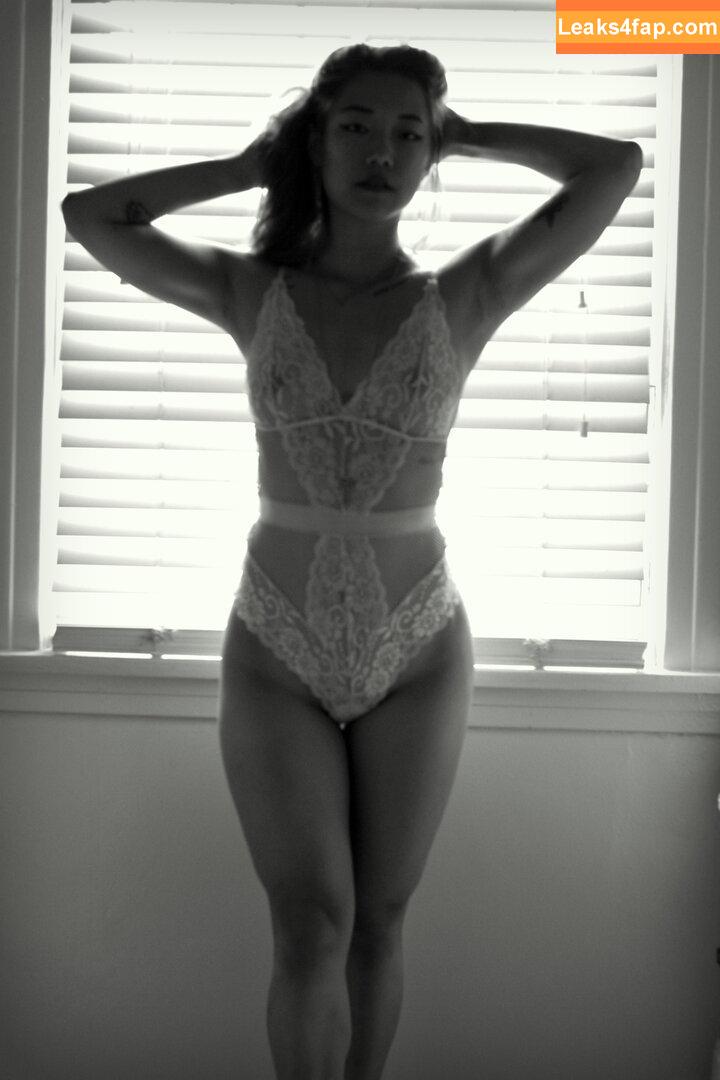Stella Chung / ParallaxStella / therealparallaxstella leaked photo photo #0311