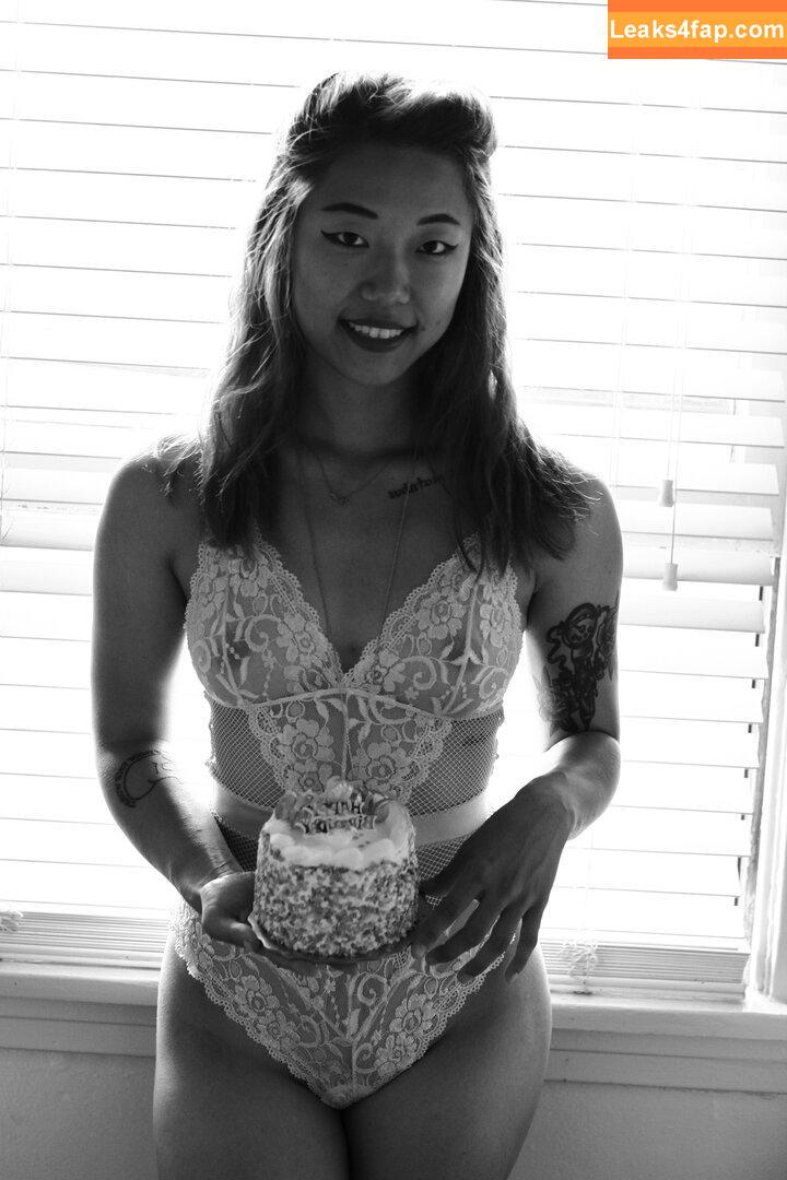 Stella Chung / ParallaxStella / therealparallaxstella leaked photo photo #0320