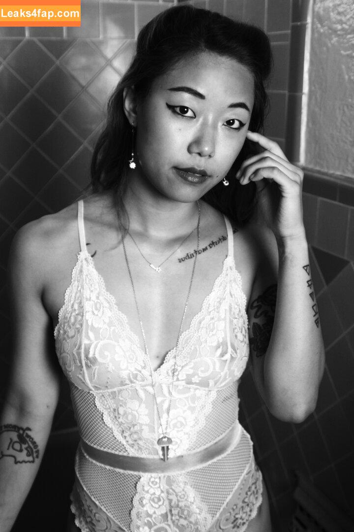 Stella Chung / ParallaxStella / therealparallaxstella слитое фото фото #0329