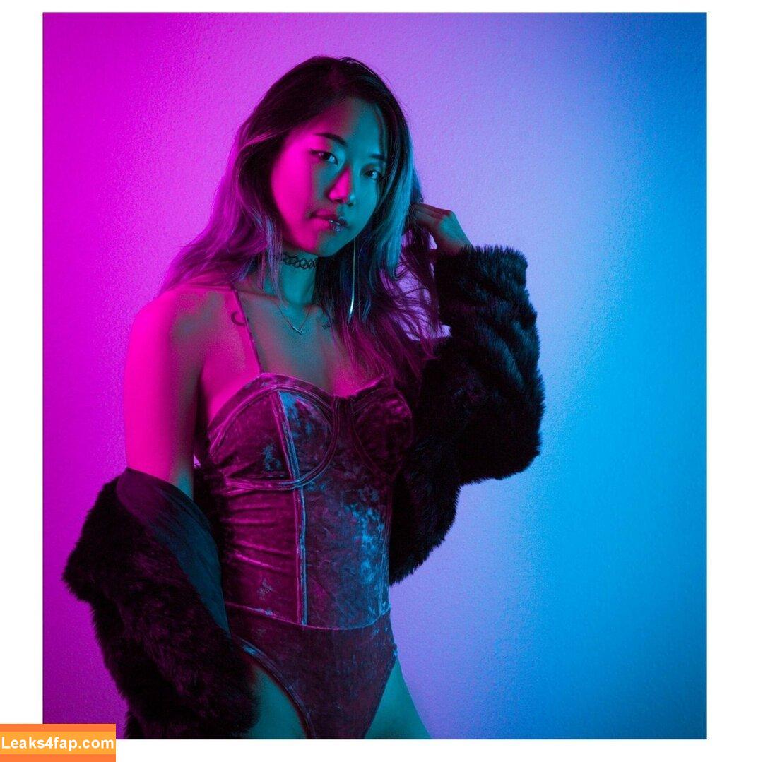 Stella Chung / ParallaxStella / therealparallaxstella leaked photo photo #0369