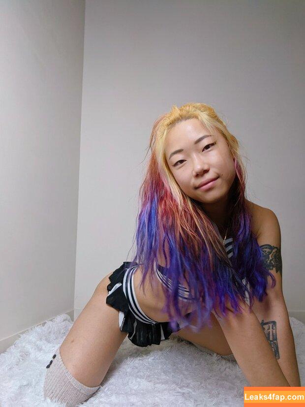 Stella Chung / ParallaxStella / therealparallaxstella leaked photo photo #0390