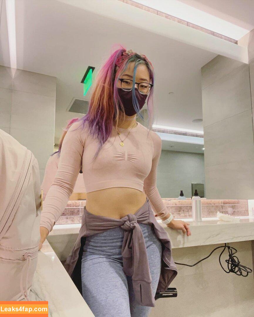 Stella Chung / ParallaxStella / therealparallaxstella leaked photo photo #0400