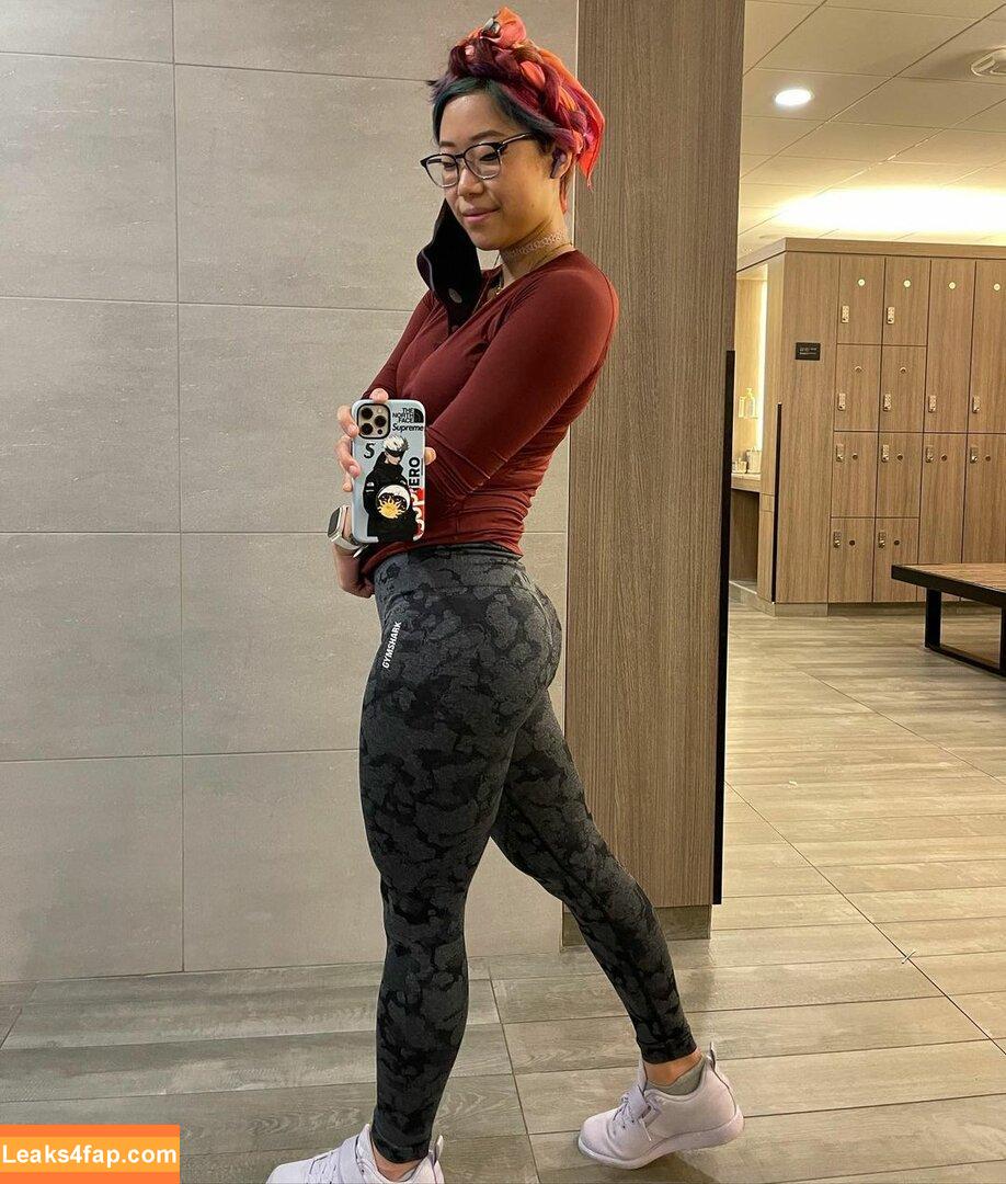 Stella Chung / ParallaxStella / therealparallaxstella leaked photo photo #0401