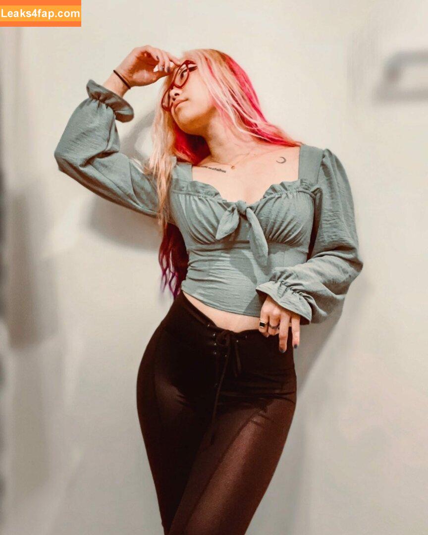 Stella Chung / ParallaxStella / therealparallaxstella leaked photo photo #0501