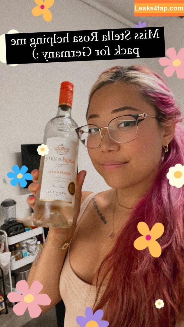 Stella Chung / ParallaxStella / therealparallaxstella leaked photo photo #0664