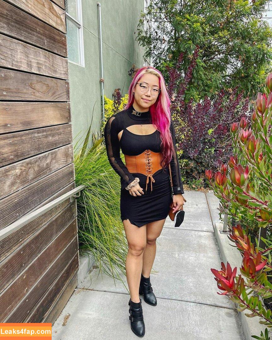 Stella Chung / ParallaxStella / therealparallaxstella leaked photo photo #0685