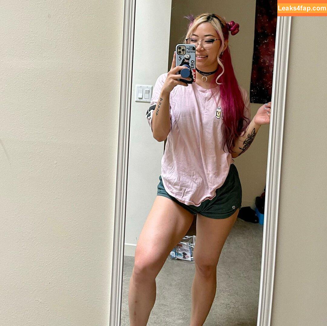 Stella Chung / ParallaxStella / therealparallaxstella leaked photo photo #0690
