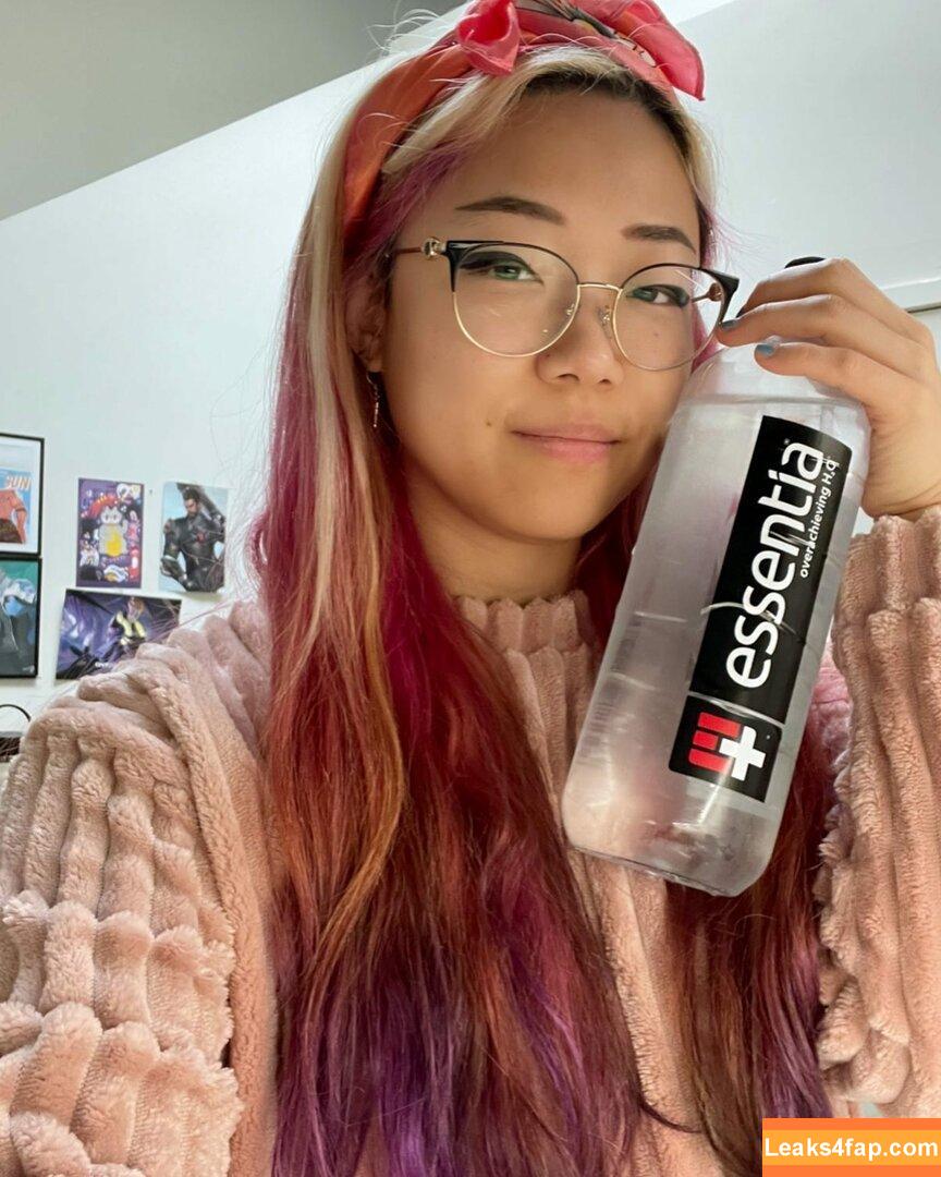 Stella Chung / ParallaxStella / therealparallaxstella leaked photo photo #0705