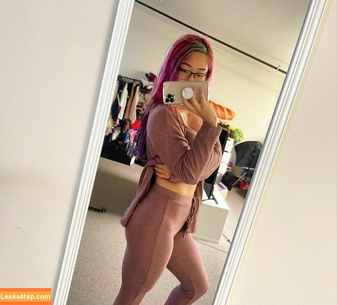 Stella Chung / ParallaxStella / therealparallaxstella leaked photo photo #0780
