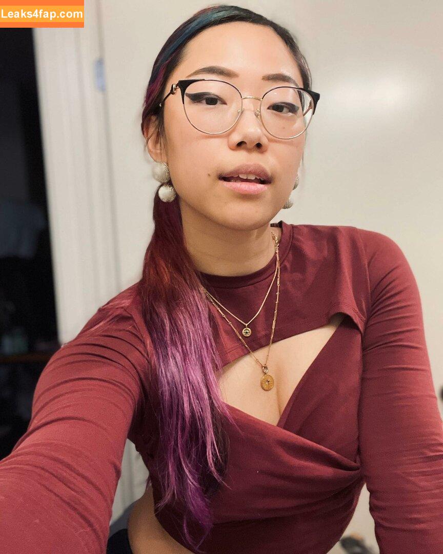 Stella Chung / ParallaxStella / therealparallaxstella leaked photo photo #0824