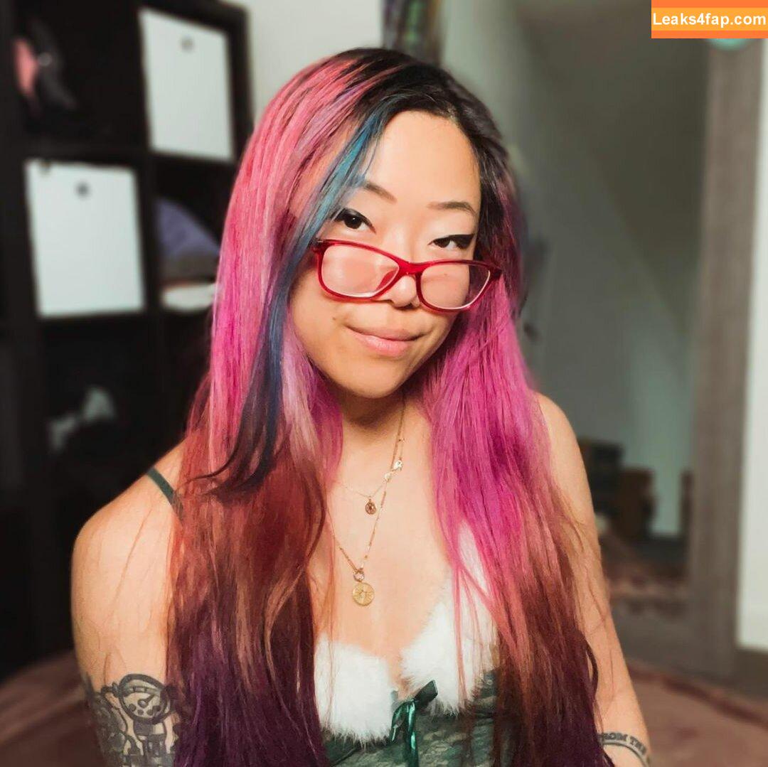Stella Chung / ParallaxStella / therealparallaxstella leaked photo photo #0840