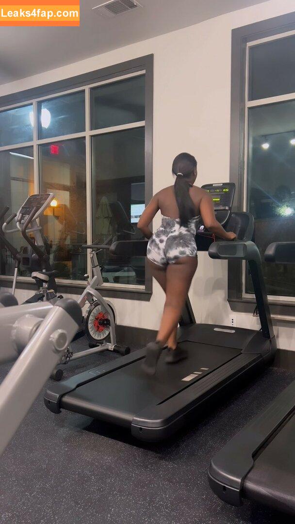 Stella Chung / ParallaxStella / therealparallaxstella leaked photo photo #0913